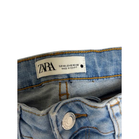 Zara Light Wash Skinny Jeans - Size 8 - Picture 4 of 5